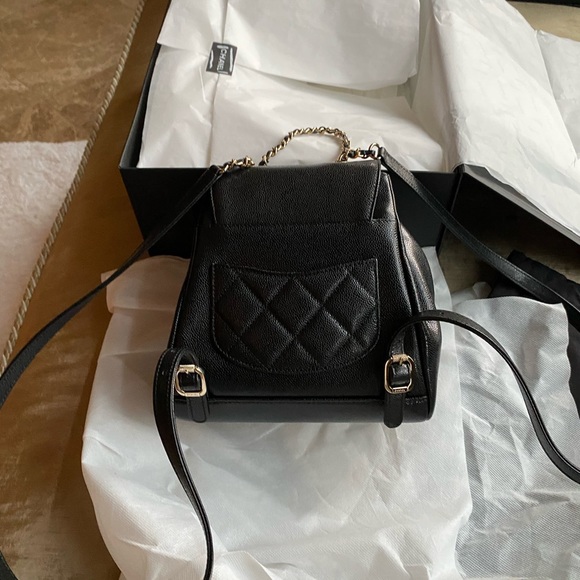 2022 CHANEL small backpack - Picture 3 of 10
